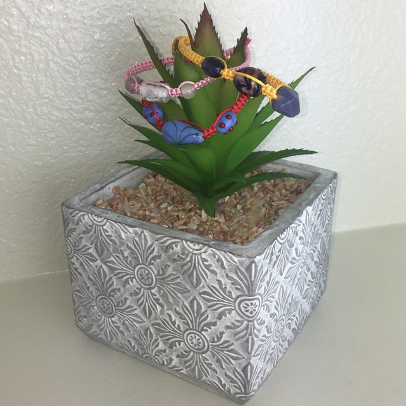 Handmade Chinese Knotting Bracelet W/ Glass Beads - Picture 8 of 8